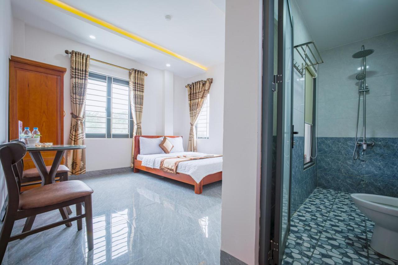 Phu Xuan Hotel クイニョン エクステリア 写真