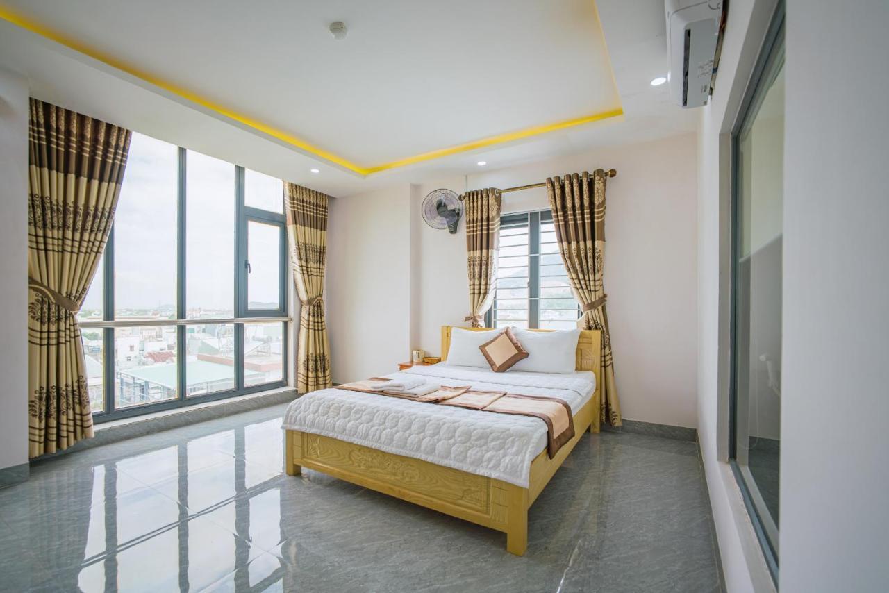 Phu Xuan Hotel クイニョン エクステリア 写真