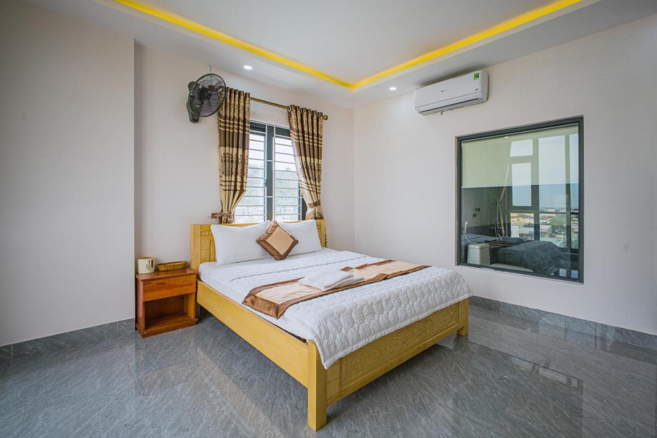 Phu Xuan Hotel クイニョン エクステリア 写真