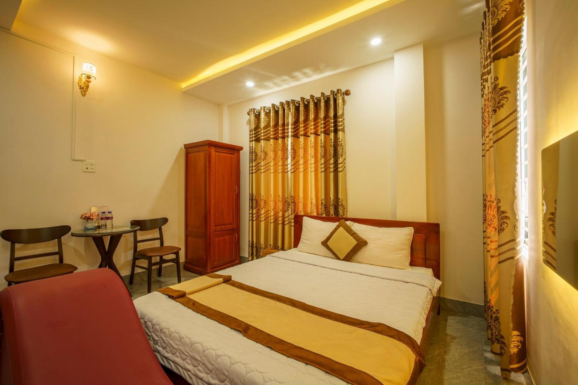 Phu Xuan Hotel クイニョン エクステリア 写真